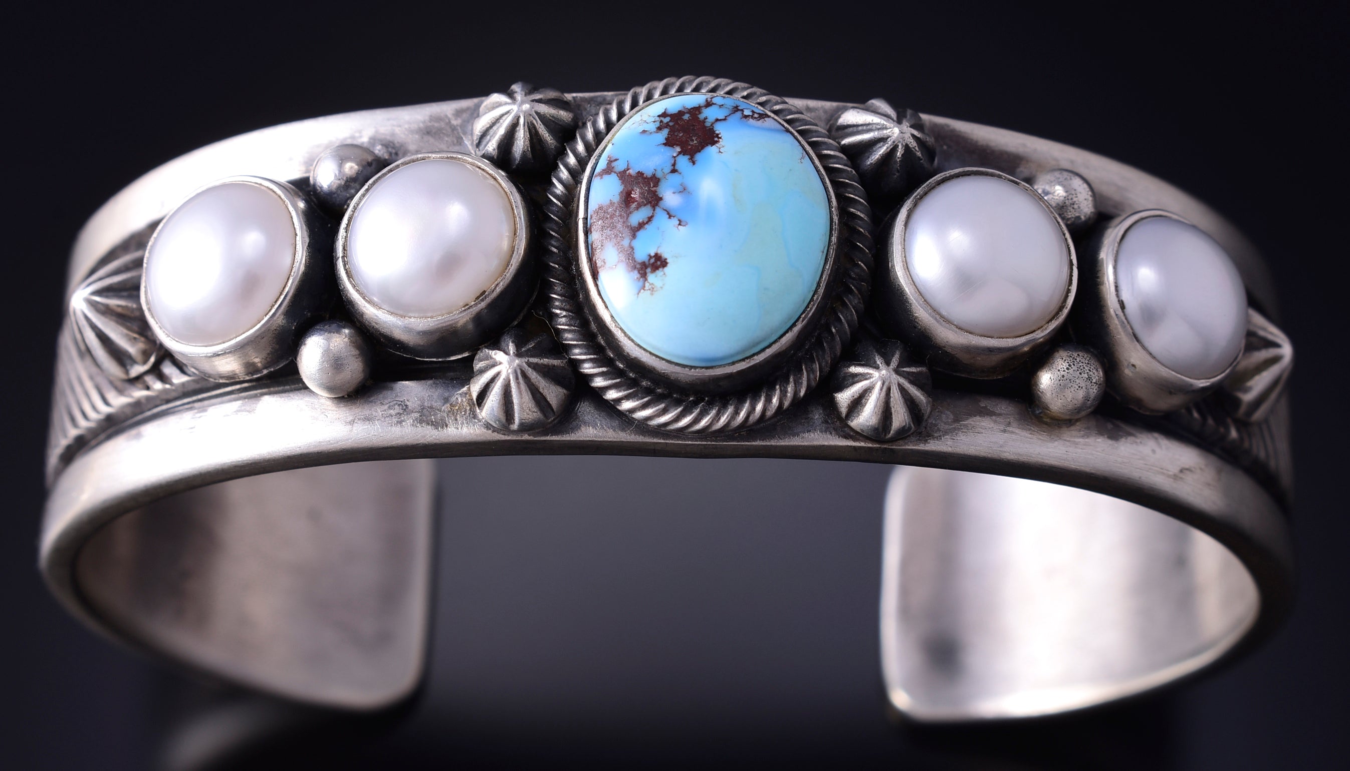 Silver & Golden Hills Turquoise Fresh Pearl Navajo Bracelet by Erick Begay 5F30Q