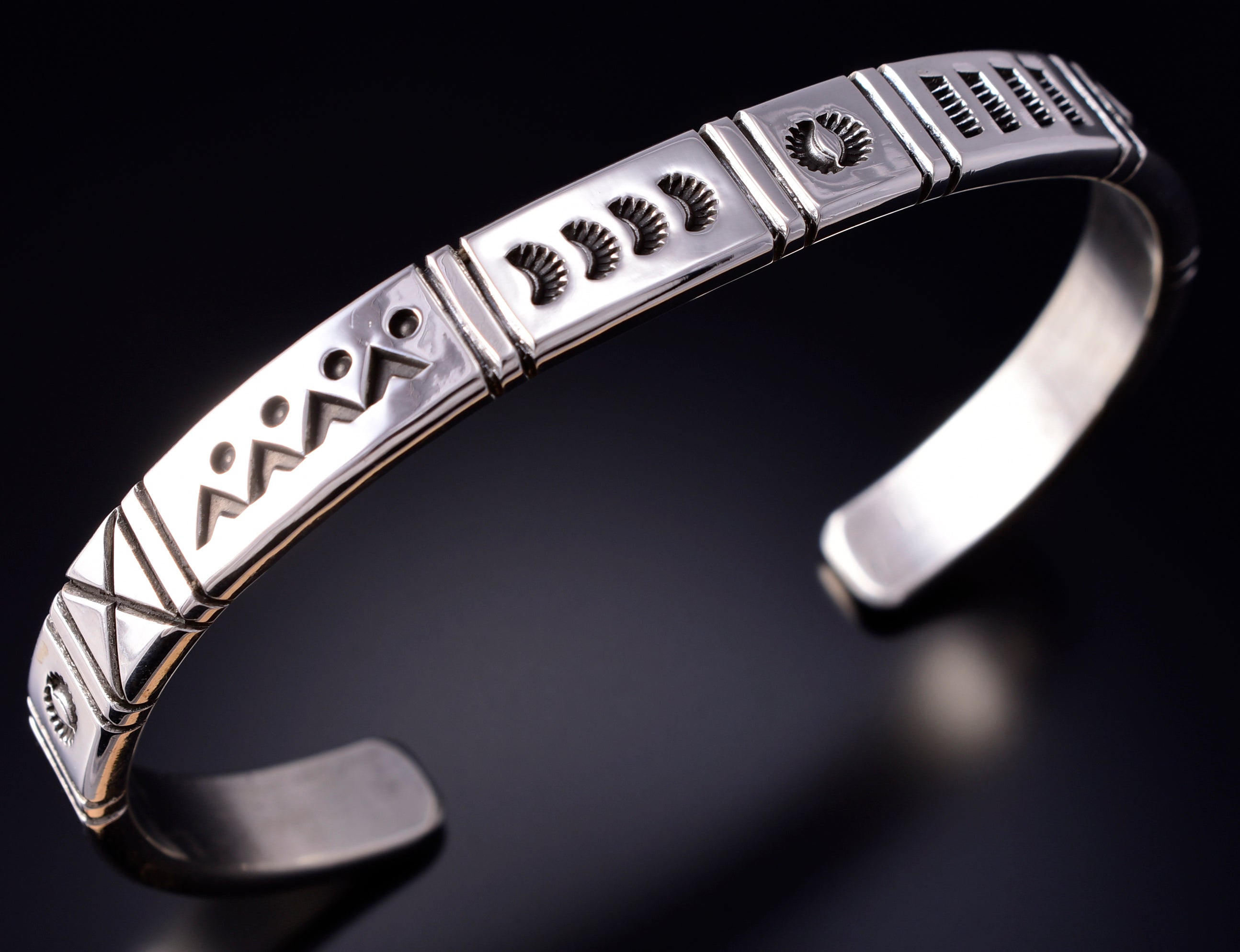 Silver 4 Sacred Mountains/Protection Navajo Handmade Bracelet Erick Begay 5J29Q