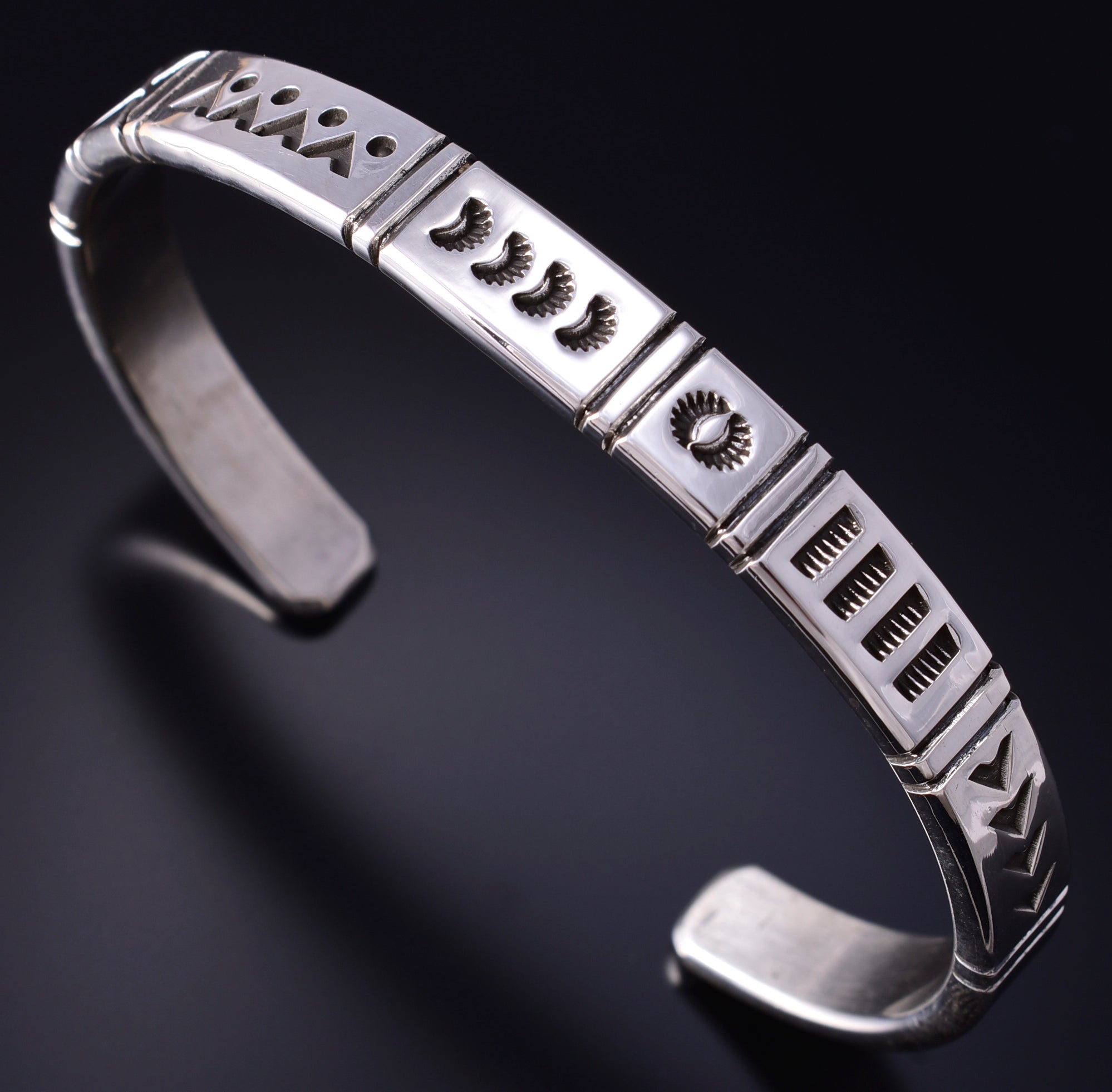 Silver 4 Sacred Mountains/Protection Navajo Handmade Bracelet Erick Begay 5J29Q